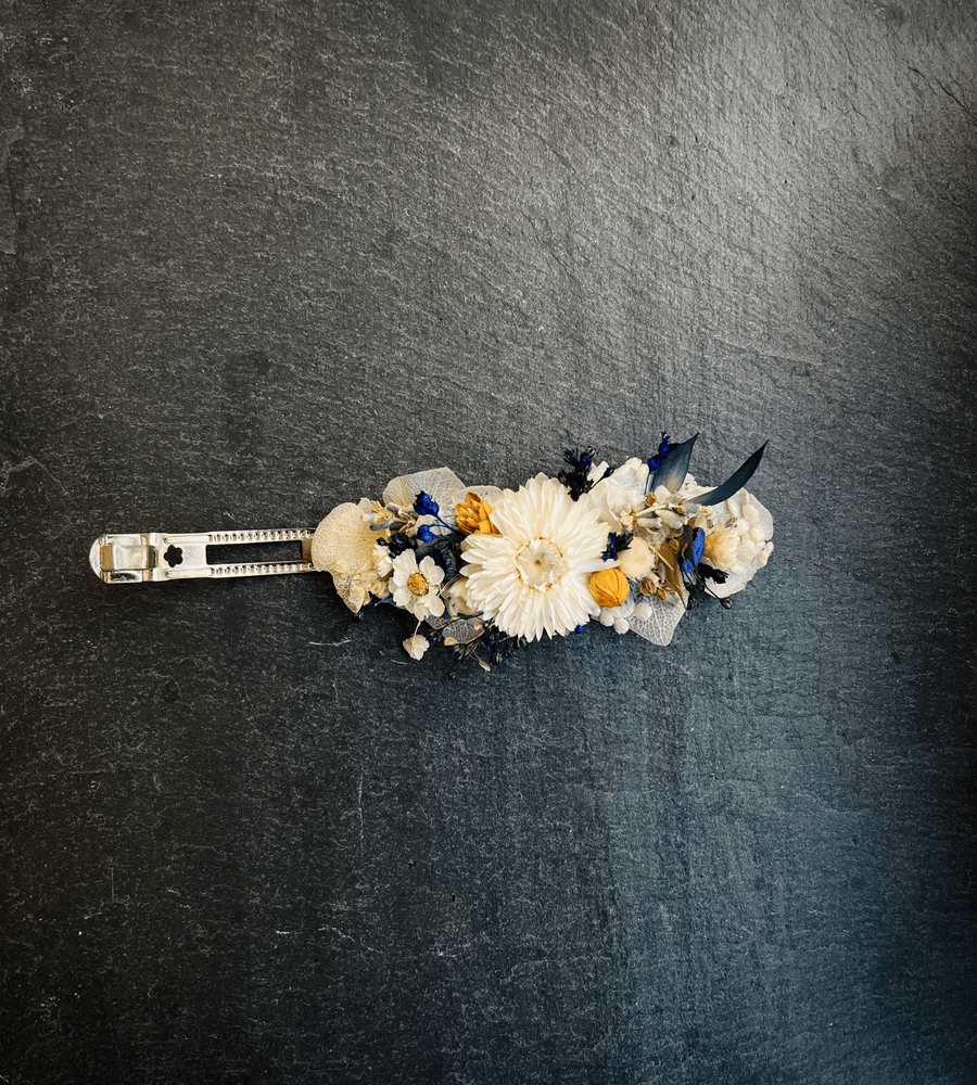 Barrette fleurs séchées grande ton blanc et bleu