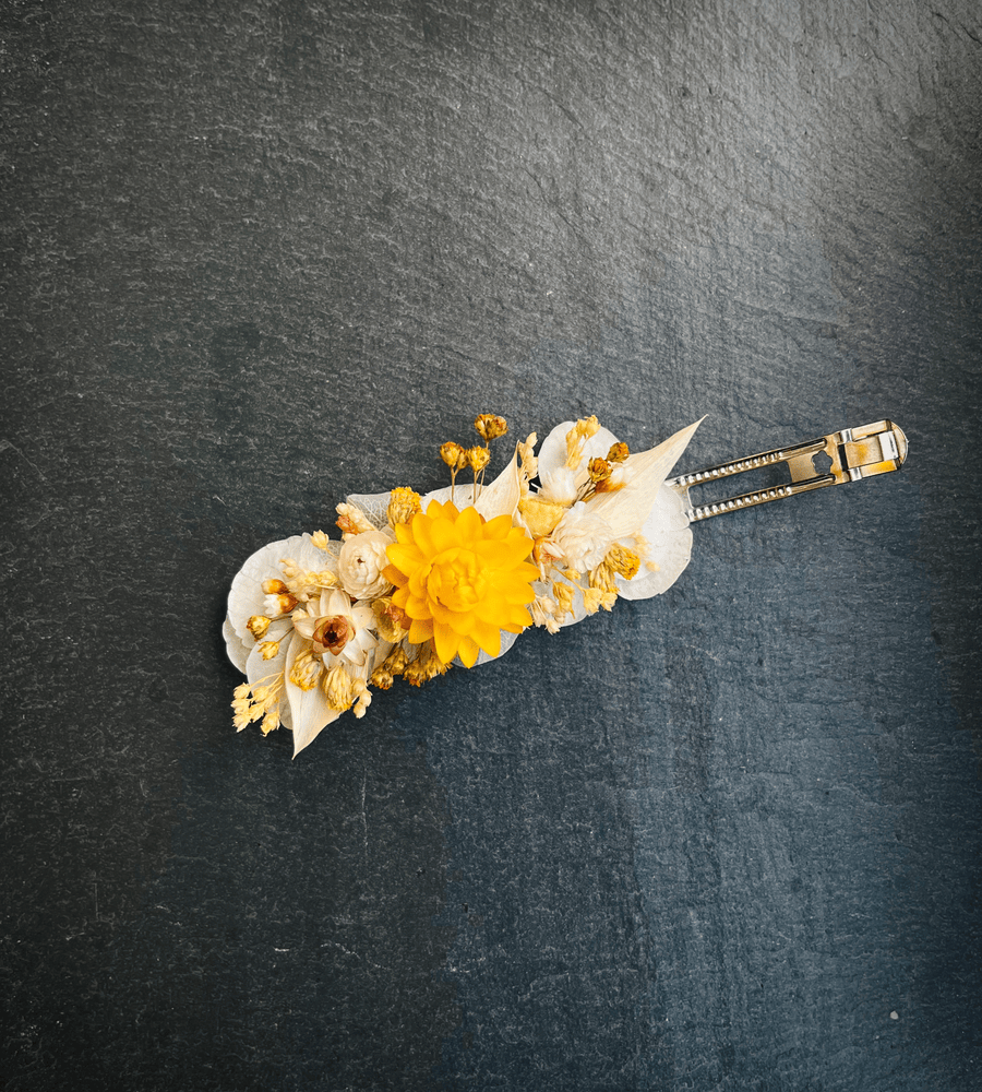 Barrette fleurs séchées grande ton jaune et blanc