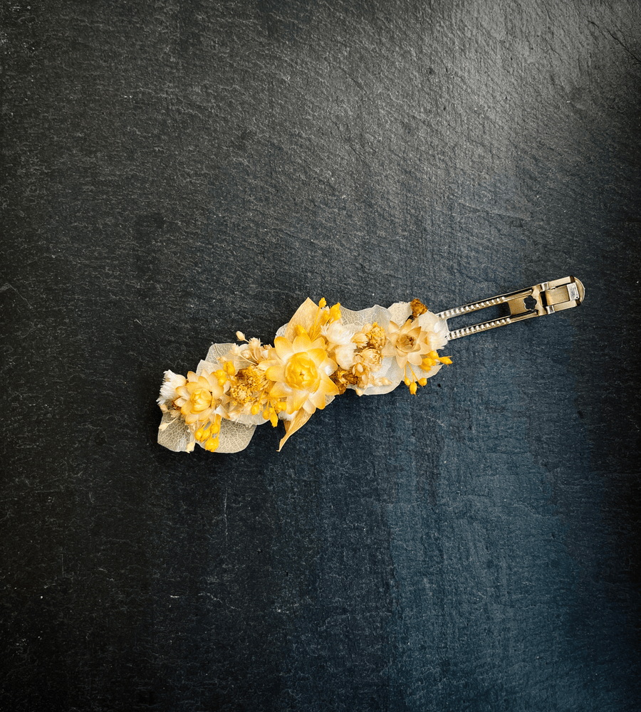 Barrette fleurs séchées grande ton jaune