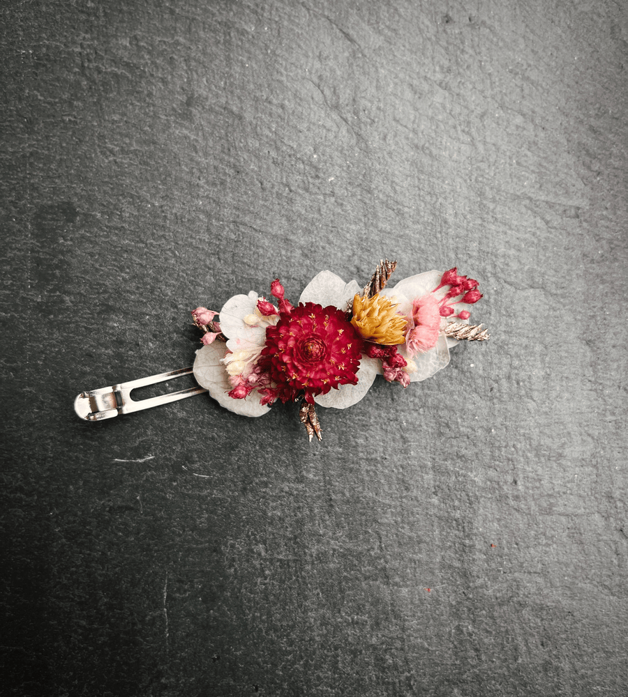 Barrette fleurs séchées blanche et rose